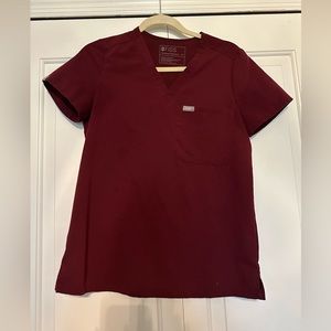 Women’s Figs maroon scrub top size XS Catarina style